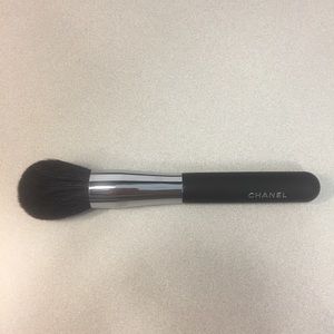 CHANEL Powder Brush
